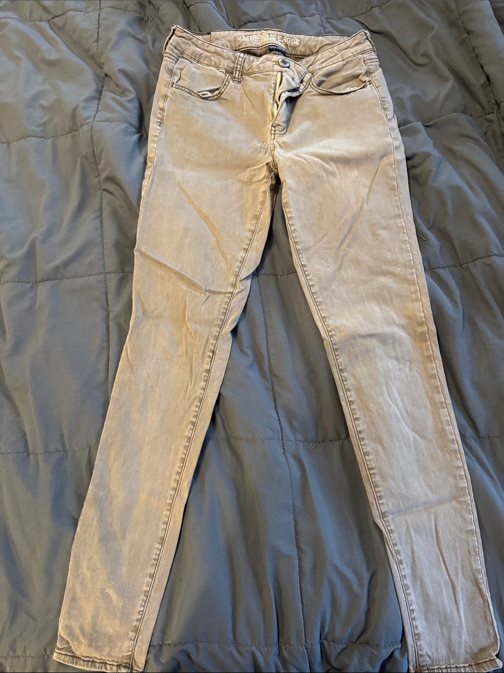 American Eagle Outfitters Light Beige Skinny Jeans